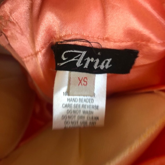 Prom dress pink with beads and sequined jewels - Picture 5 of 6